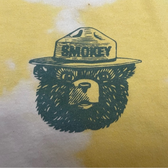 Smokey Bear half top, size medium. - Picture 3 of 5